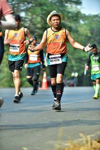 BIB: 542336, 41728
                            <button type="button" onclick="openModal(10140486)" class="btn btn-primary btn-sm float-right btn-popup" data-toggle="modal" data-target=".modal-high-quality">
                        <i class="fas fa-shopping-cart"></i> Add to Cart
                    </button>
                                            <button type="button" onclick="isThisMe(10140486, true)" class="btn btn-success btn-sm float-right btn-popup btn-isme hidden" data-toggle="tooltip" data-placement="bottom" title="นี่คือรูปของคุณใช่ไหม คลิกที่นี่เพื่อเอาเข้าอัลบั้ม">
                        <i class="fas fa-plus"></i> Add to album
                    </button>
                    <button type="button" onclick="isThisMe(10140486, false)" class="btn btn-warning btn-sm float-right btn-popup btn-isnotme hidden">
                        <i class="fas fa-ban"></i> Remove from album
                    </button>